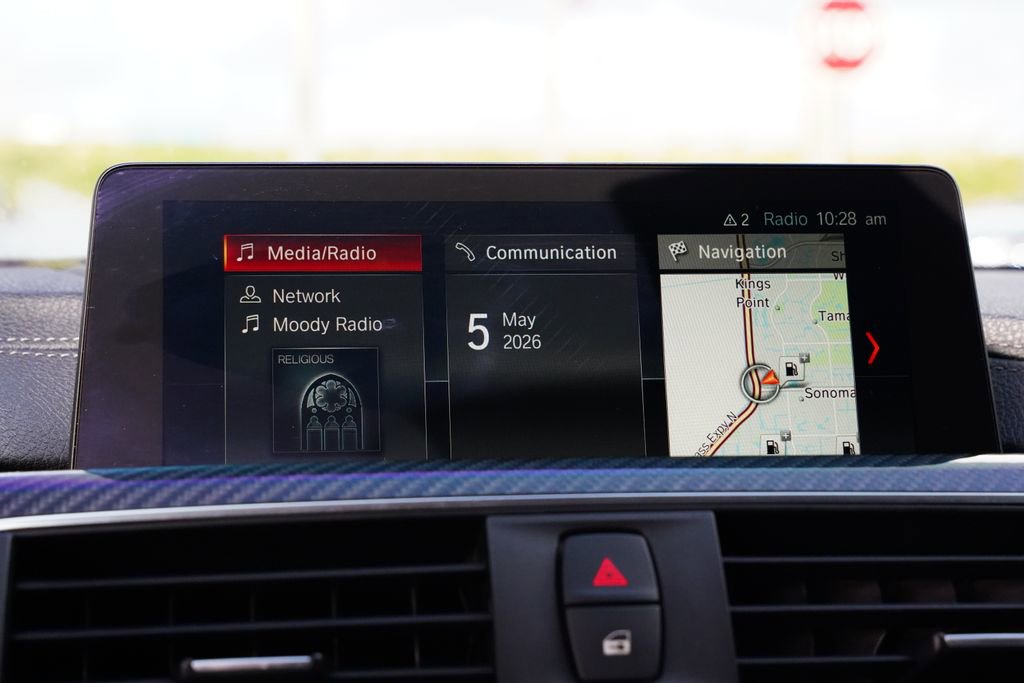 Used 2018 BMW M4 Coupe RWD image 27
