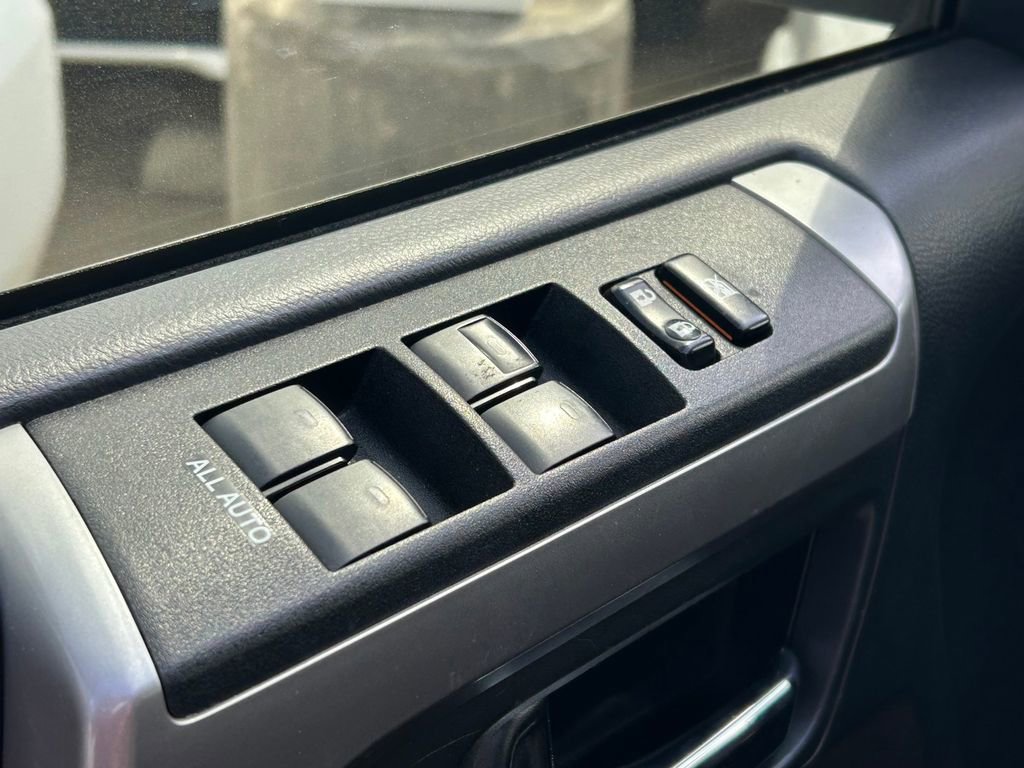 Used 2019 Toyota 4Runner SR5 image 24