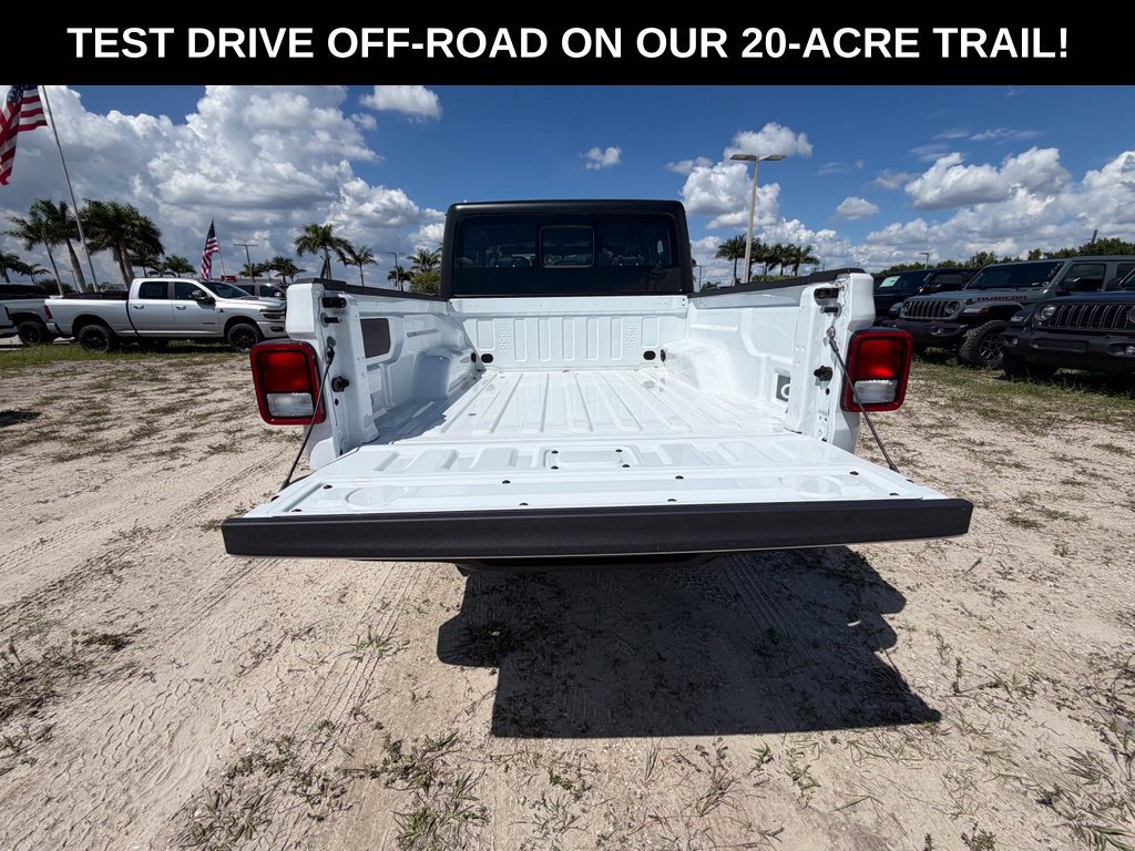 New 2026 Jeep Gladiator Sport AWD/4WD image 38