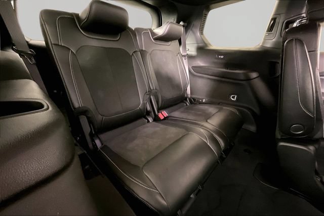 Used 2025 Jeep Grand Cherokee L Altitude AWD/4WD image 24