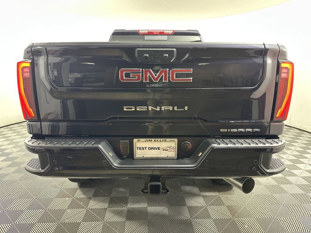 New 2025 GMC Sierra 2500 Denali w/ Denali Reserve Package image 5