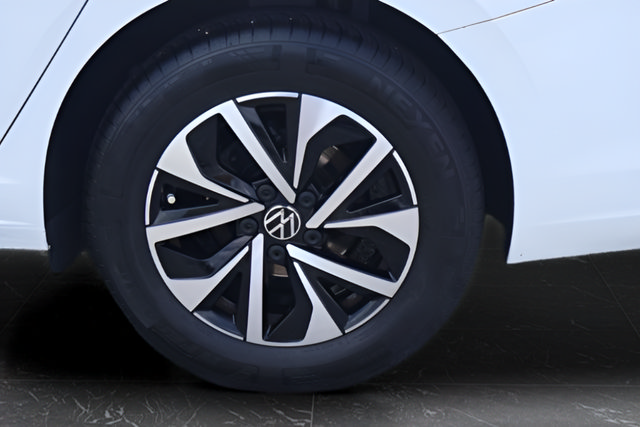 Certified 2024 Volkswagen Jetta S FWD image 10