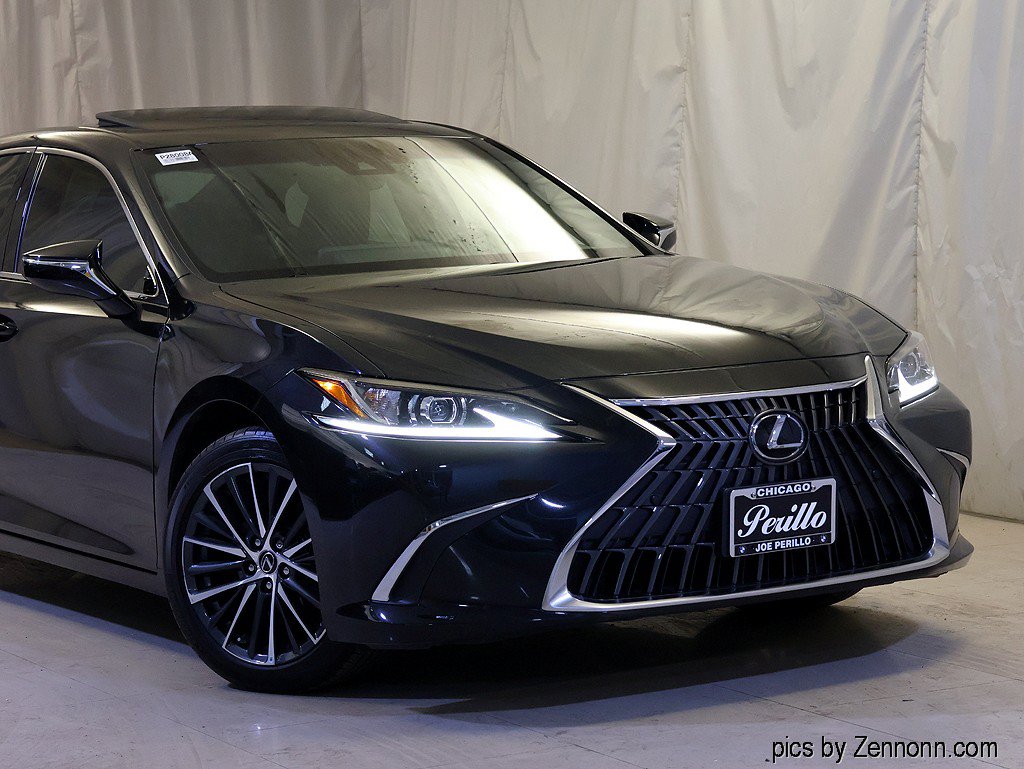 Used 2023 Lexus ES 350 w/ Premium Package FWD image 2