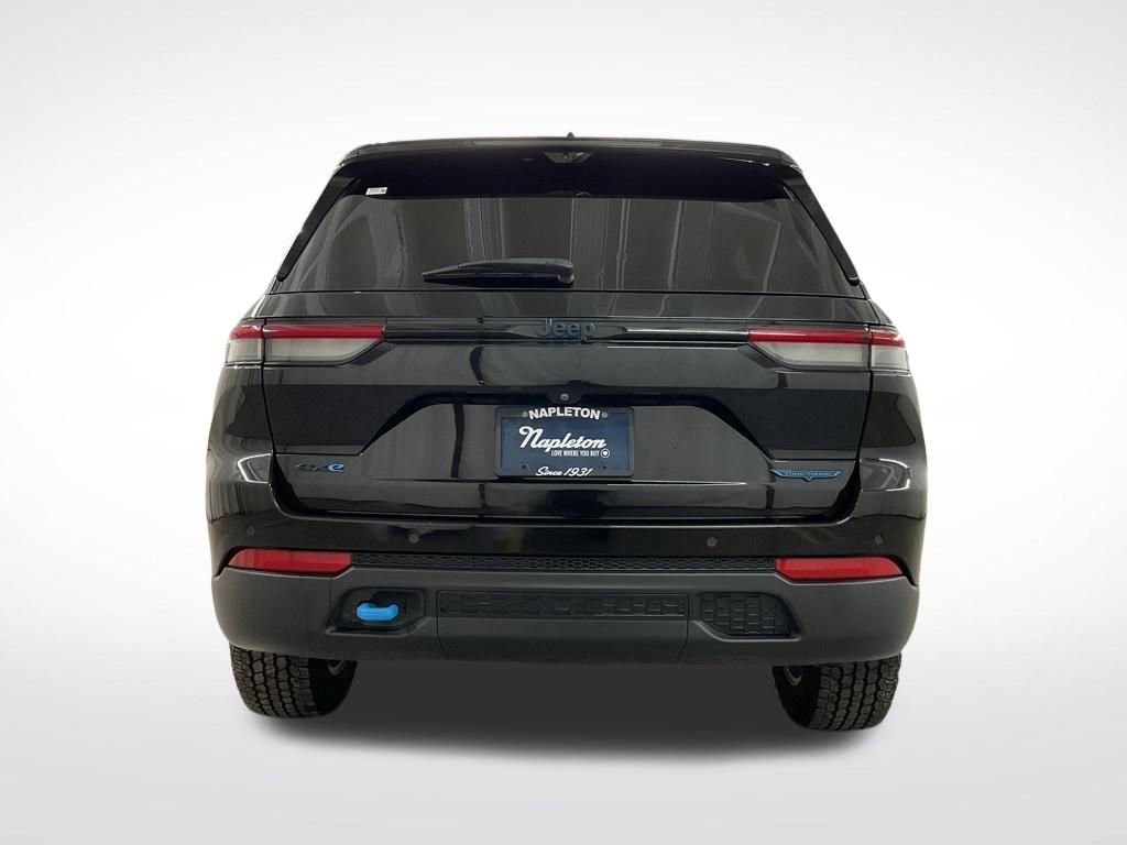 Used 2023 Jeep Grand Cherokee Trailhawk w/ Luxury Tech Group III AWD/4WD image 21