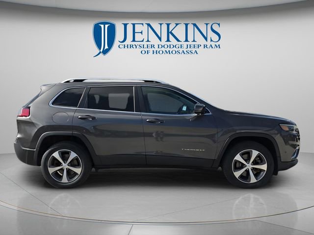 Used 2021 Jeep Cherokee Limited w/ Elite Package AWD/4WD image 2