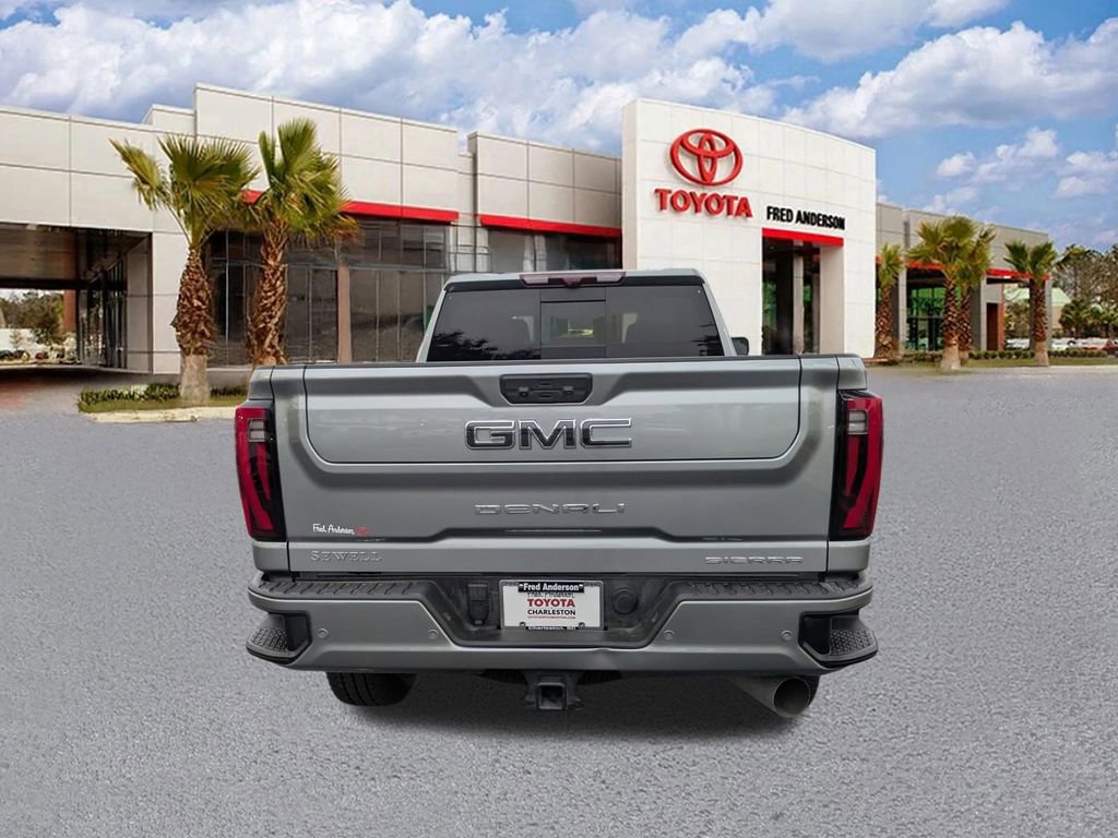 Used 2024 GMC Sierra 2500 Denali Ultimate image 5