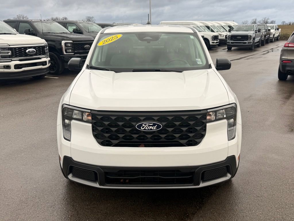 Used 2025 Ford Maverick XLT image 39