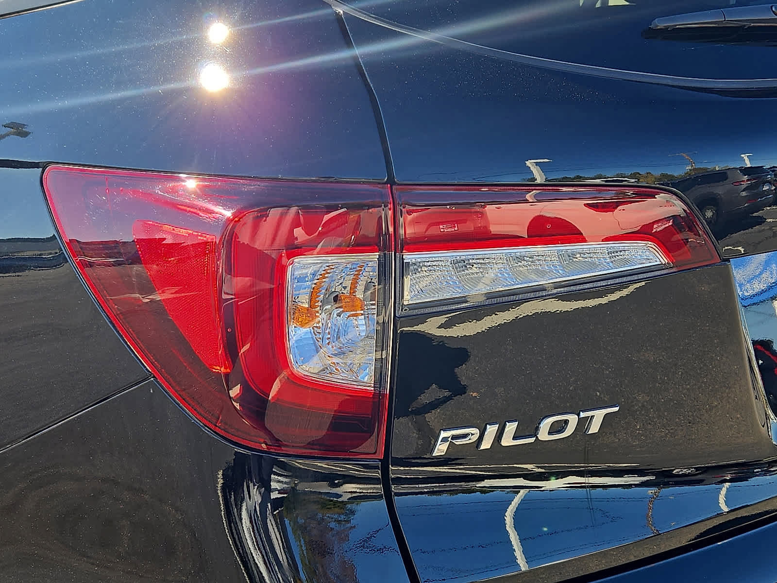 Used 2022 Honda Pilot Sport image 11