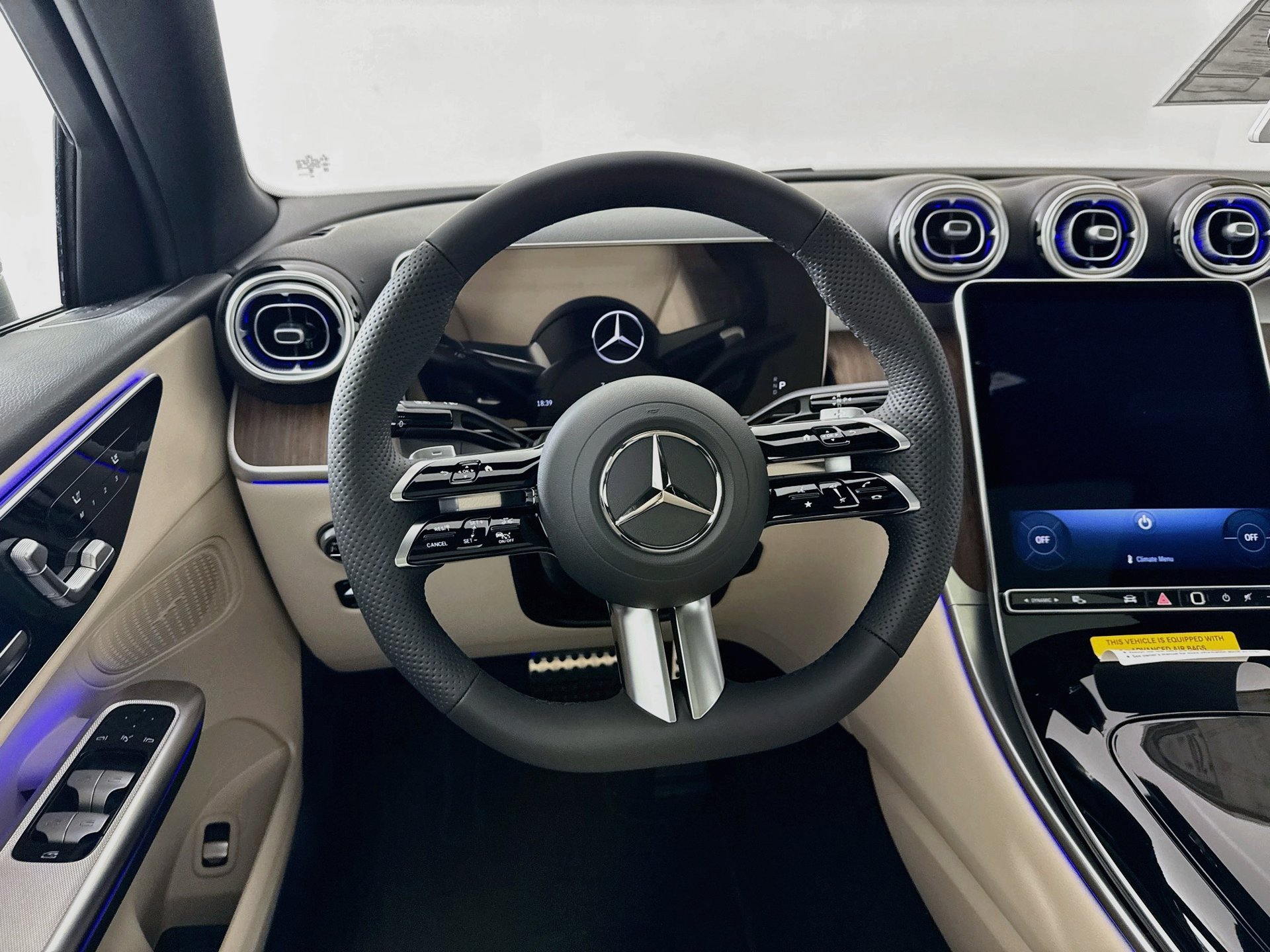 New 2027 Mercedes-Benz GLC 300 4MATIC image 25