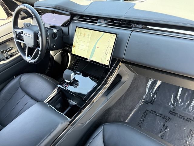 Used 2025 Land Rover Range Rover Sport SE image 20
