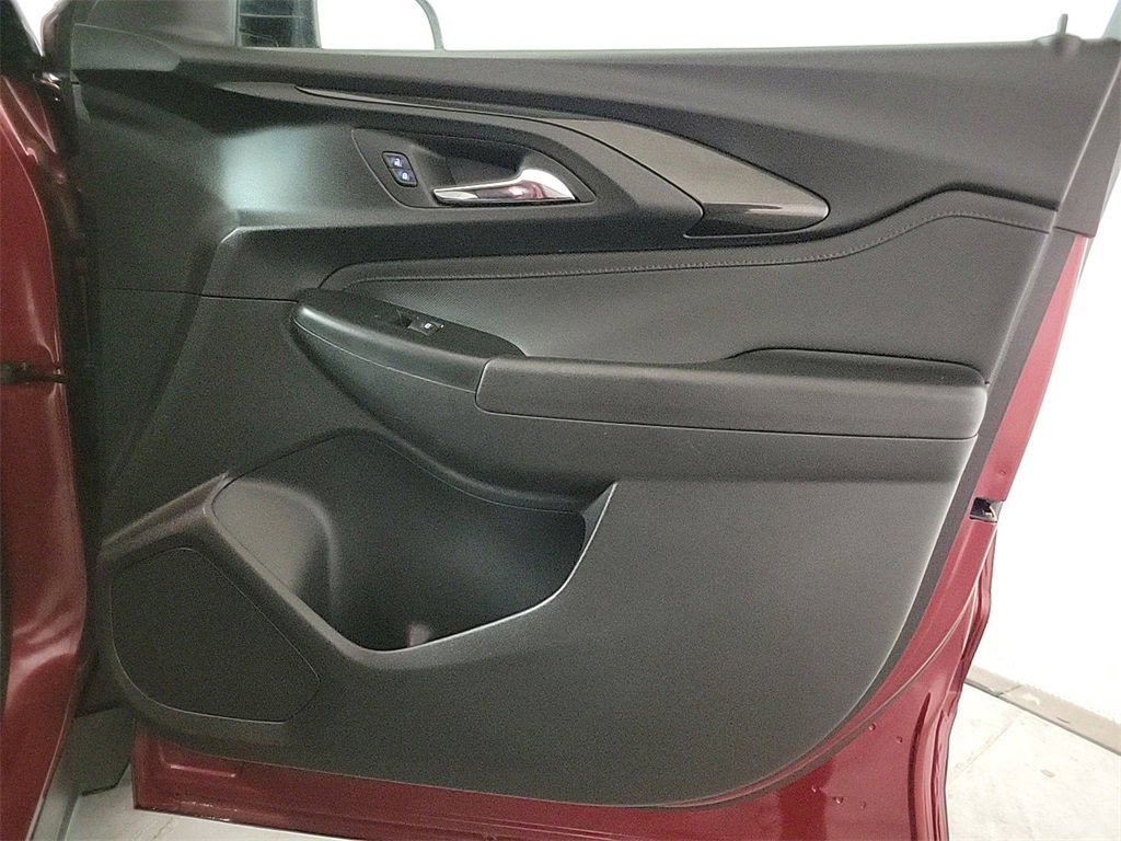 Used 2022 Chevrolet TrailBlazer RS image 24