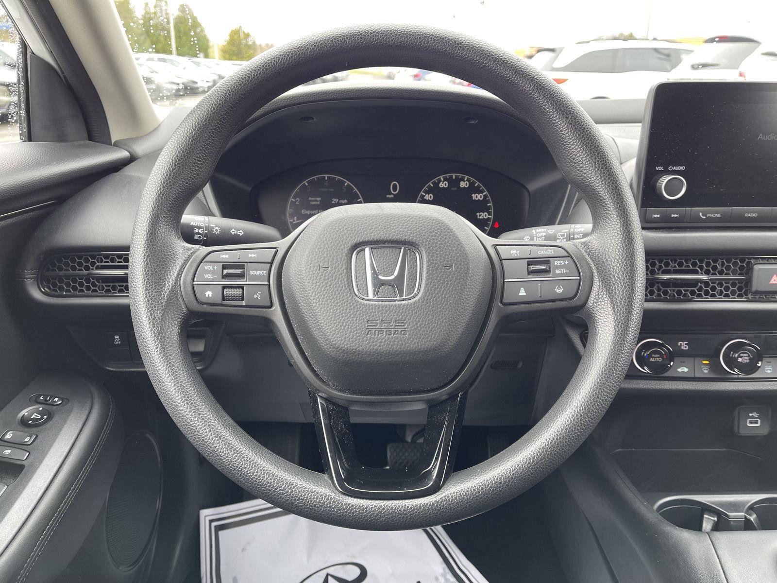 Used 2023 Honda HR-V LX image 6