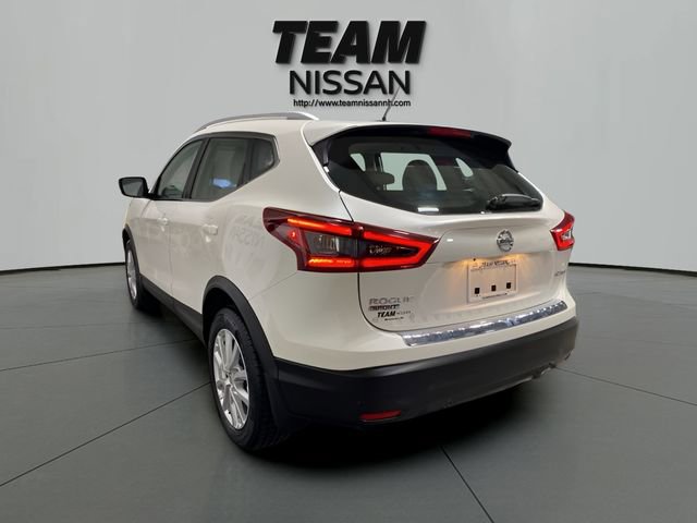 Certified 2022 Nissan Rogue Sport SV AWD/4WD image 4