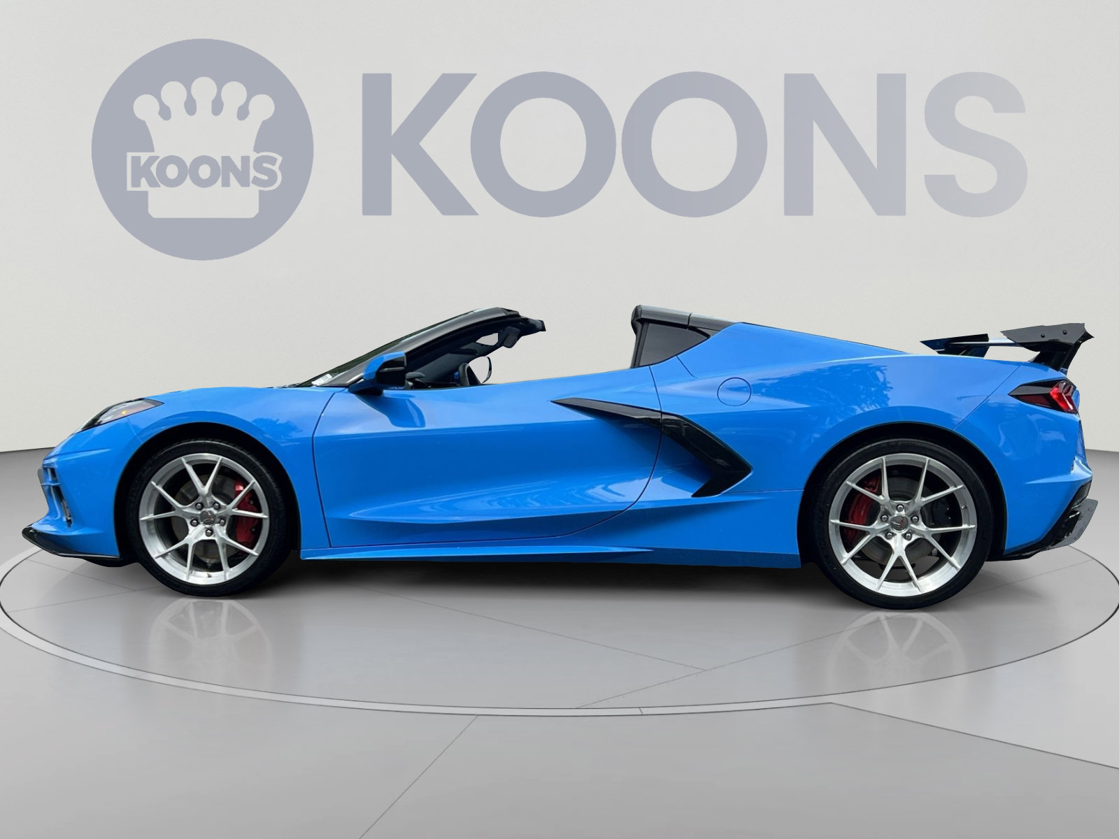 Used 2024 Chevrolet Corvette Stingray Premium Cpe w/ Z51 Performance Package RWD image 7
