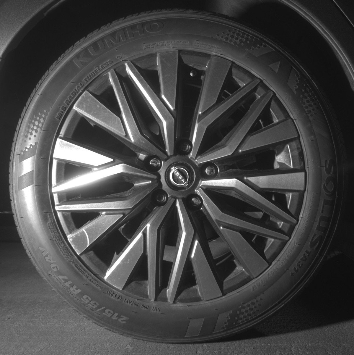 Used 2025 Nissan Altima 2.5 SV image 15