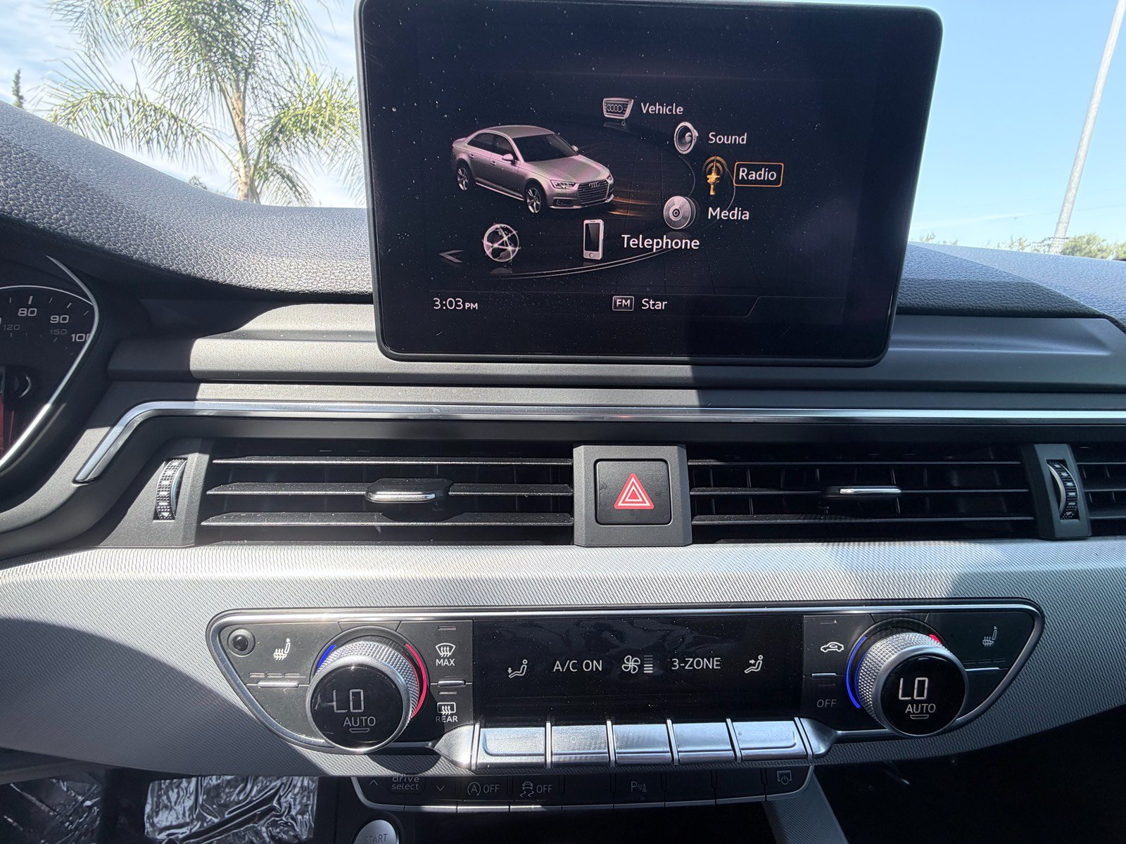 Used 2017 Audi A4 2.0T Ultra Premium Plus w/ Premium Plus Package FWD image 15
