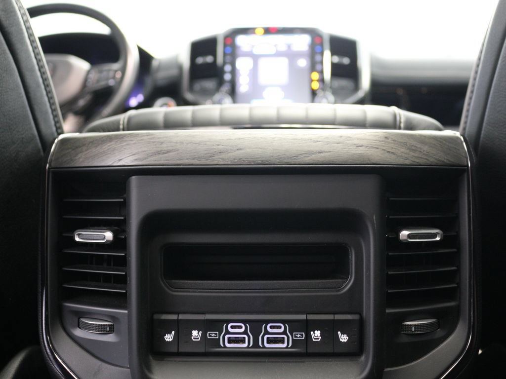 Certified 2025 RAM 1500 Limited w/ Bed Utility Group AWD/4WD image 9
