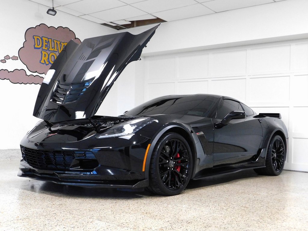 Used 2018 Chevrolet Corvette Z06 image 12