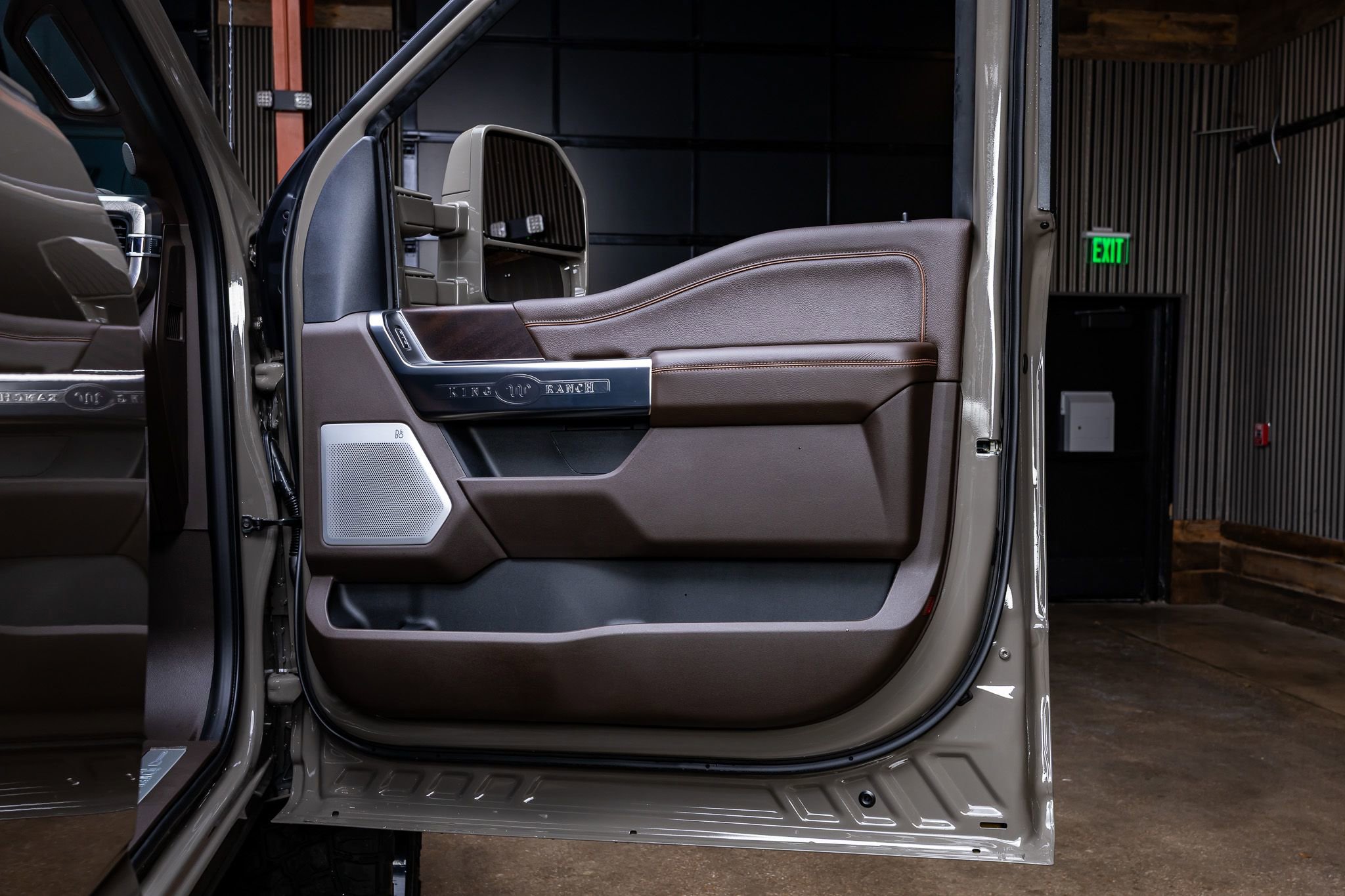 Used 2026 Ford F250 King Ranch w/ Chrome Package image 37