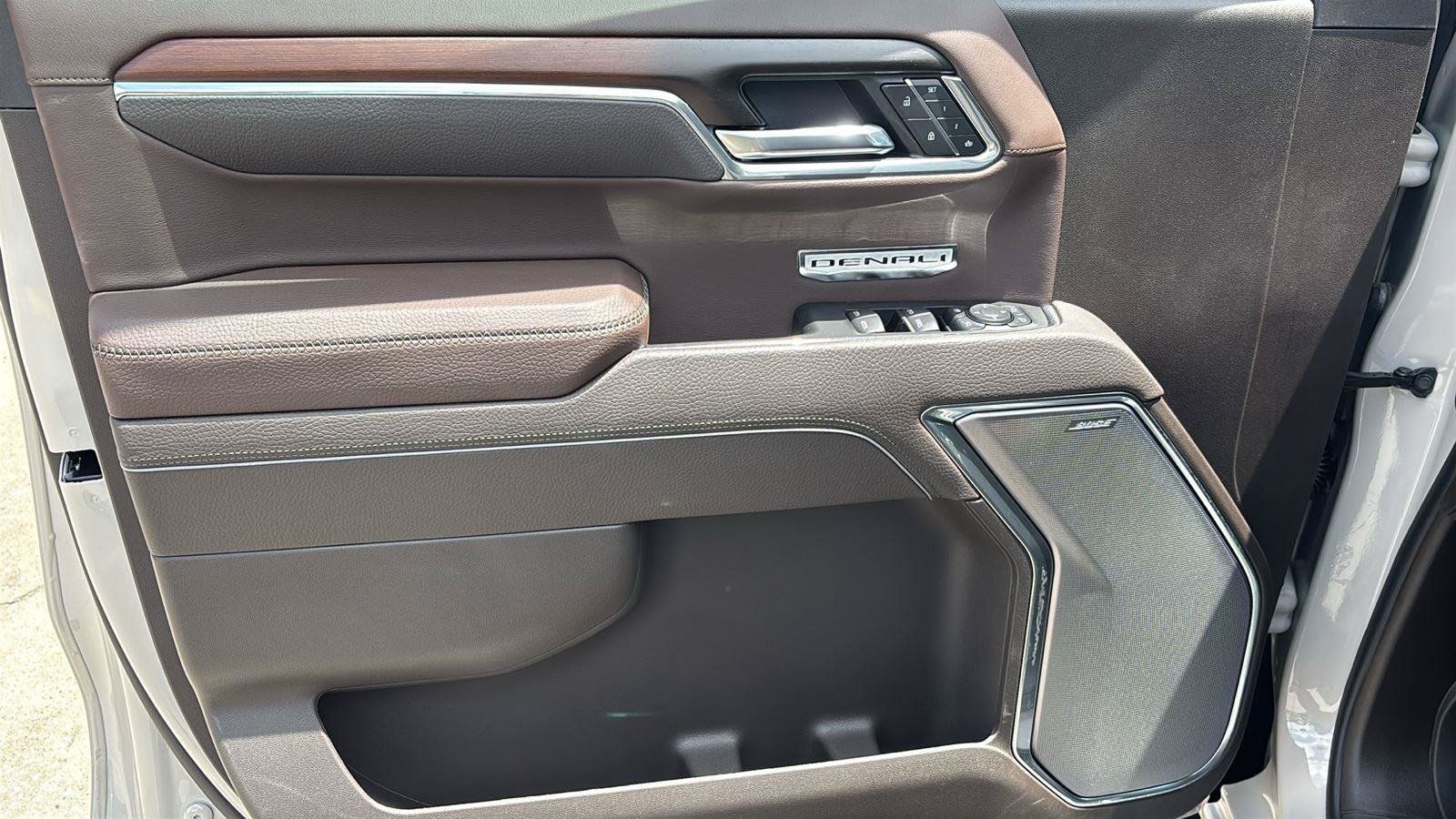 New 2026 GMC Sierra 1500 Denali AWD/4WD image 17