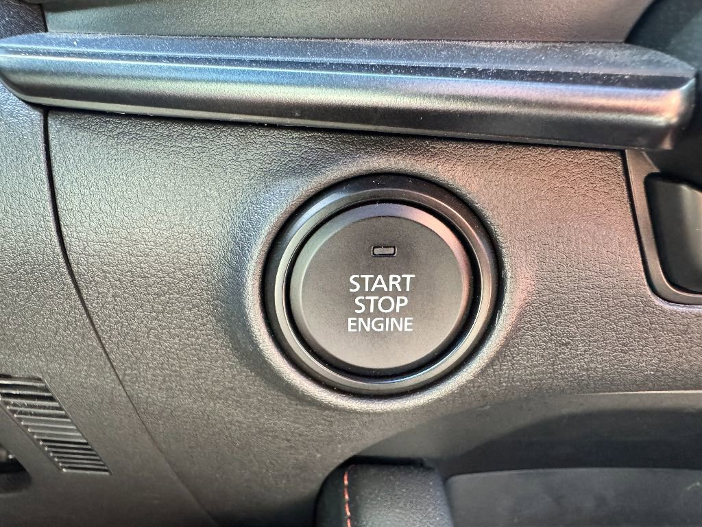 Certified 2025 MAZDA MAZDA3 Carbon image 21