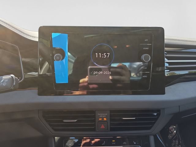 New 2027 Volkswagen Jetta SE FWD image 15