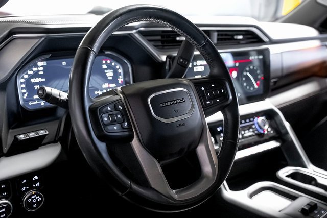 Used 2024 GMC Sierra 3500 Denali w/ Denali Reserve Package image 30