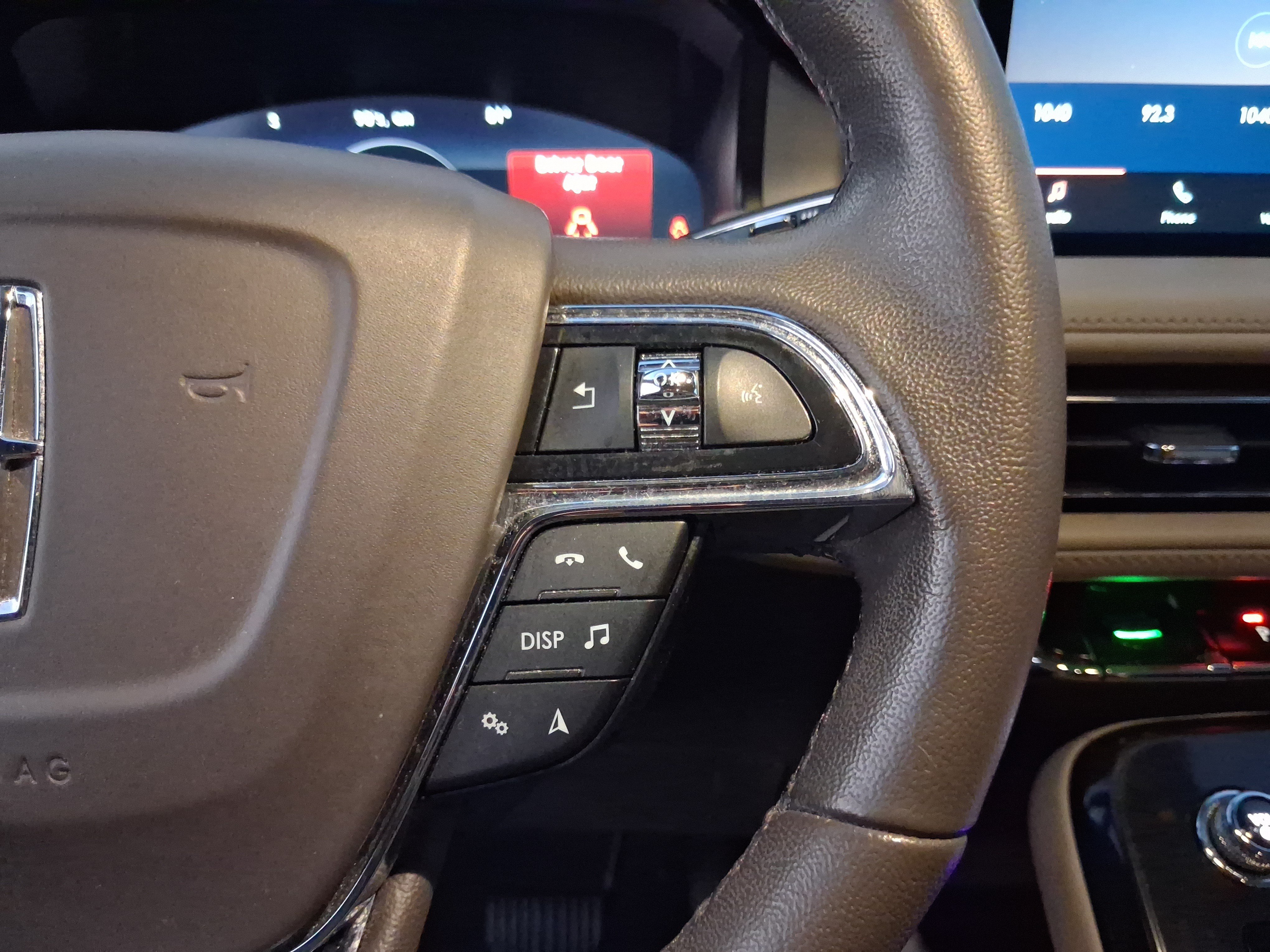 Certified 2023 Lincoln Nautilus FWD image 17
