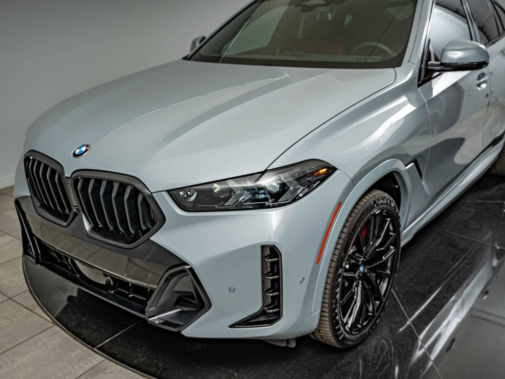 Used 2026 BMW X6 xDrive40i w/ Executive Package AWD/4WD image 14