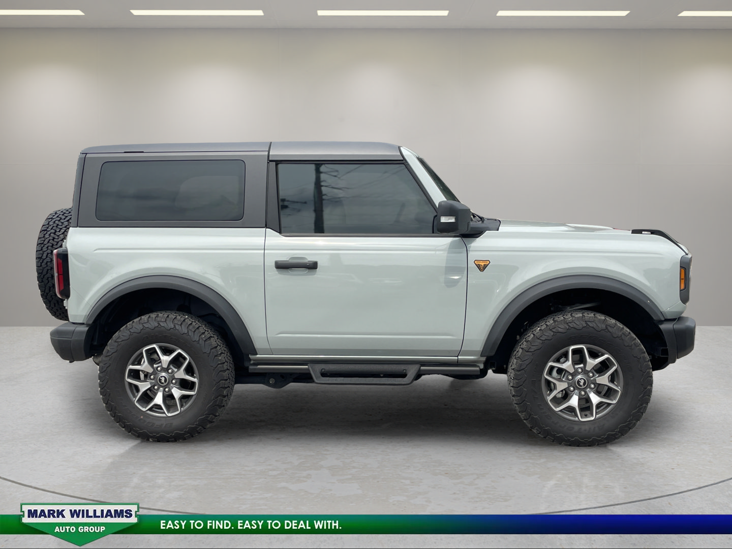 Used 2024 Ford Bronco Badlands AWD/4WD image 3