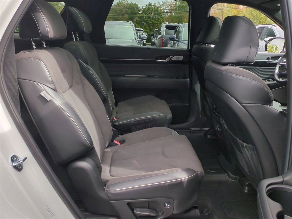 Used 2025 Hyundai Palisade Calligraphy image 27