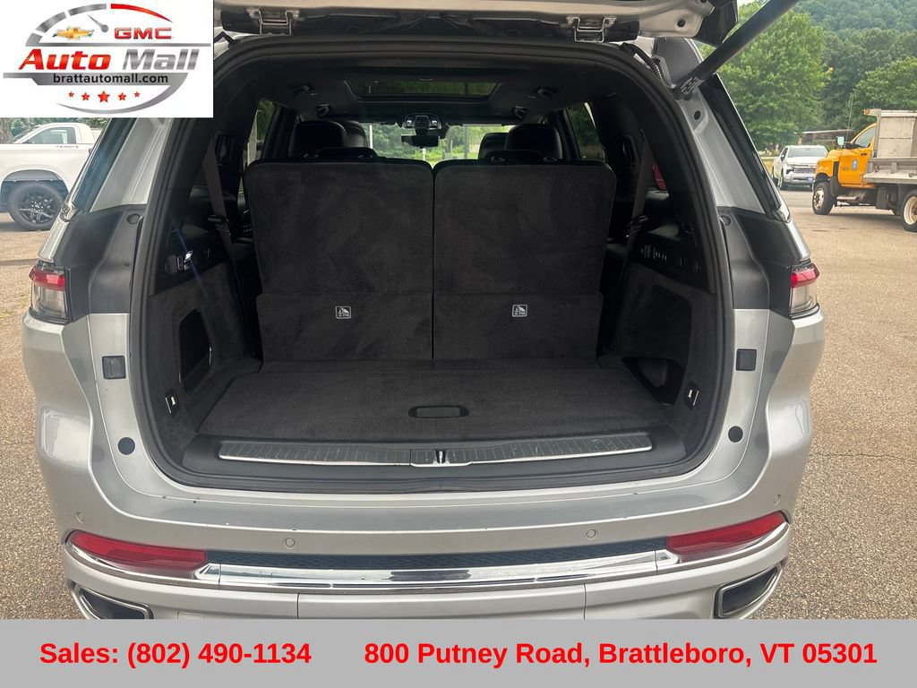 Used 2021 Jeep Grand Cherokee L Overland w/ Luxury Tech Group IV AWD/4WD image 24