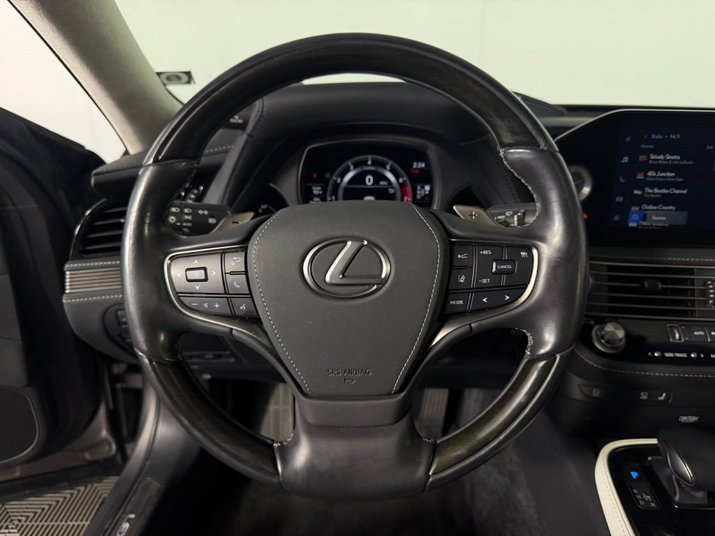 Used 2023 Lexus LS 500 w/ Interior Upgrade Package RWD image 14