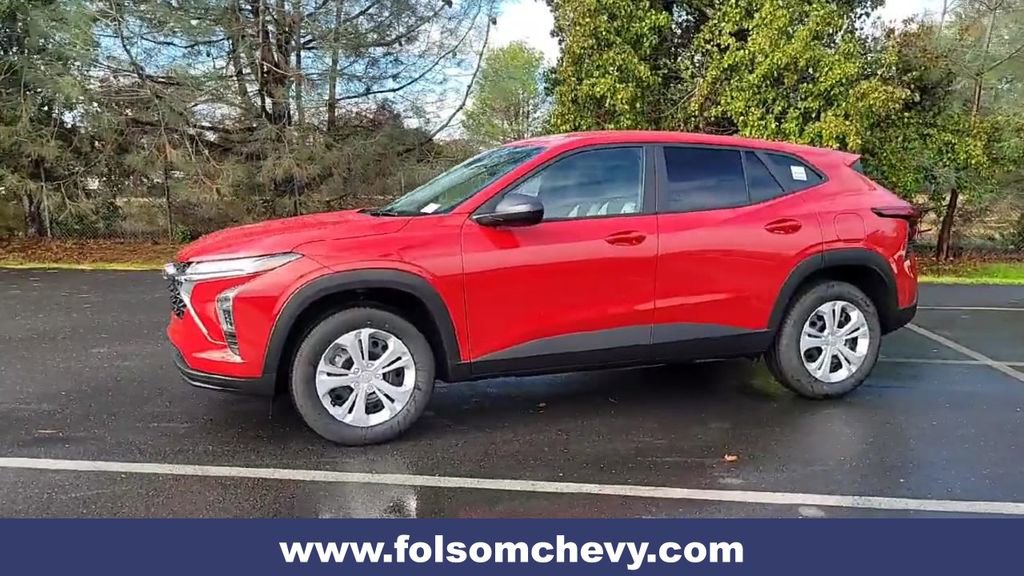 New 2026 Chevrolet Trax LS image 7