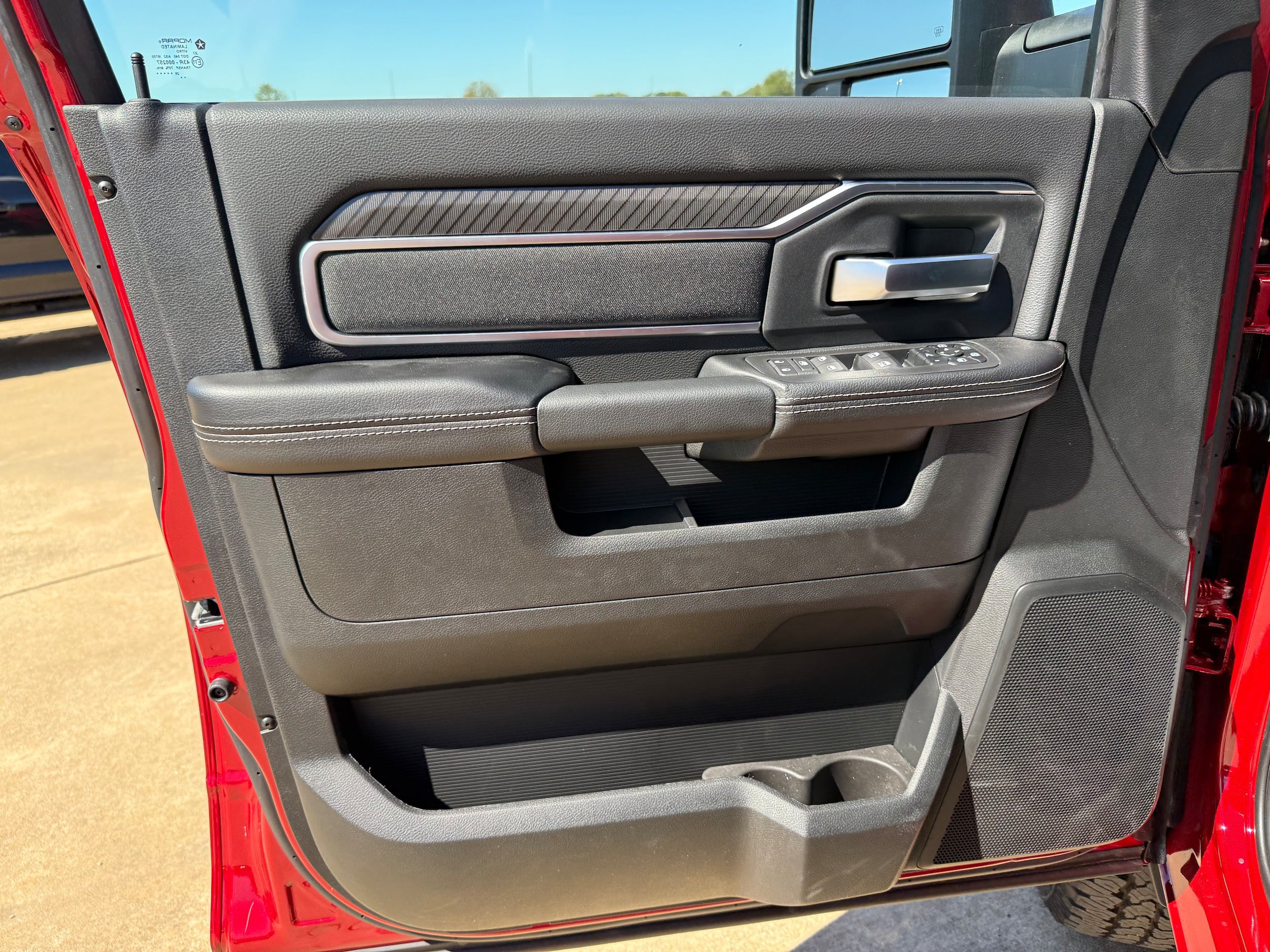 New 2027 RAM 2500 Big Horn AWD/4WD image 7
