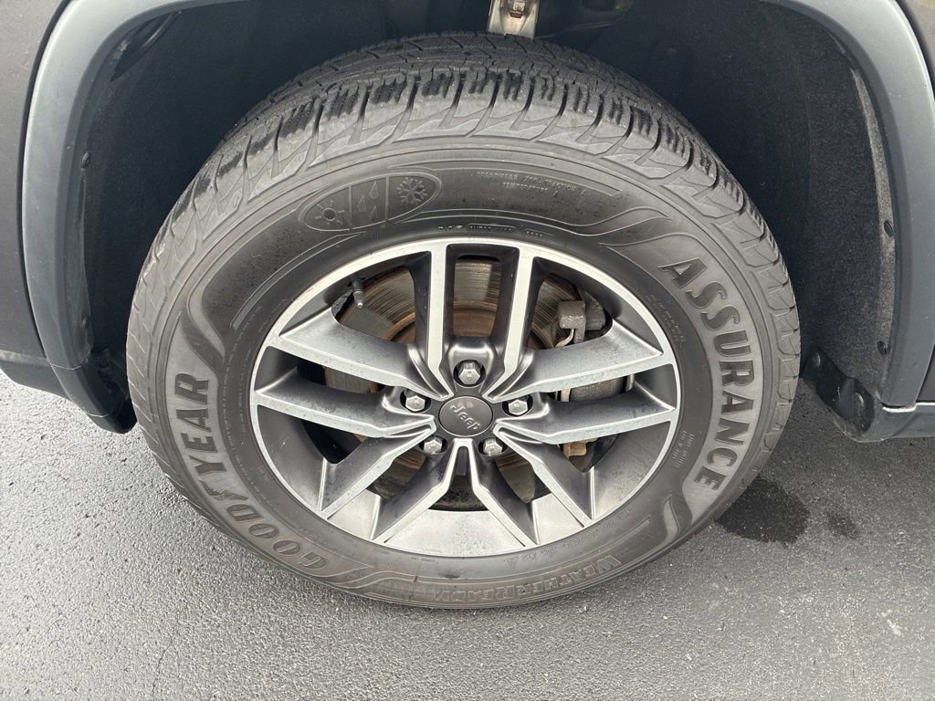 Used 2021 Jeep Grand Cherokee Limited image 15