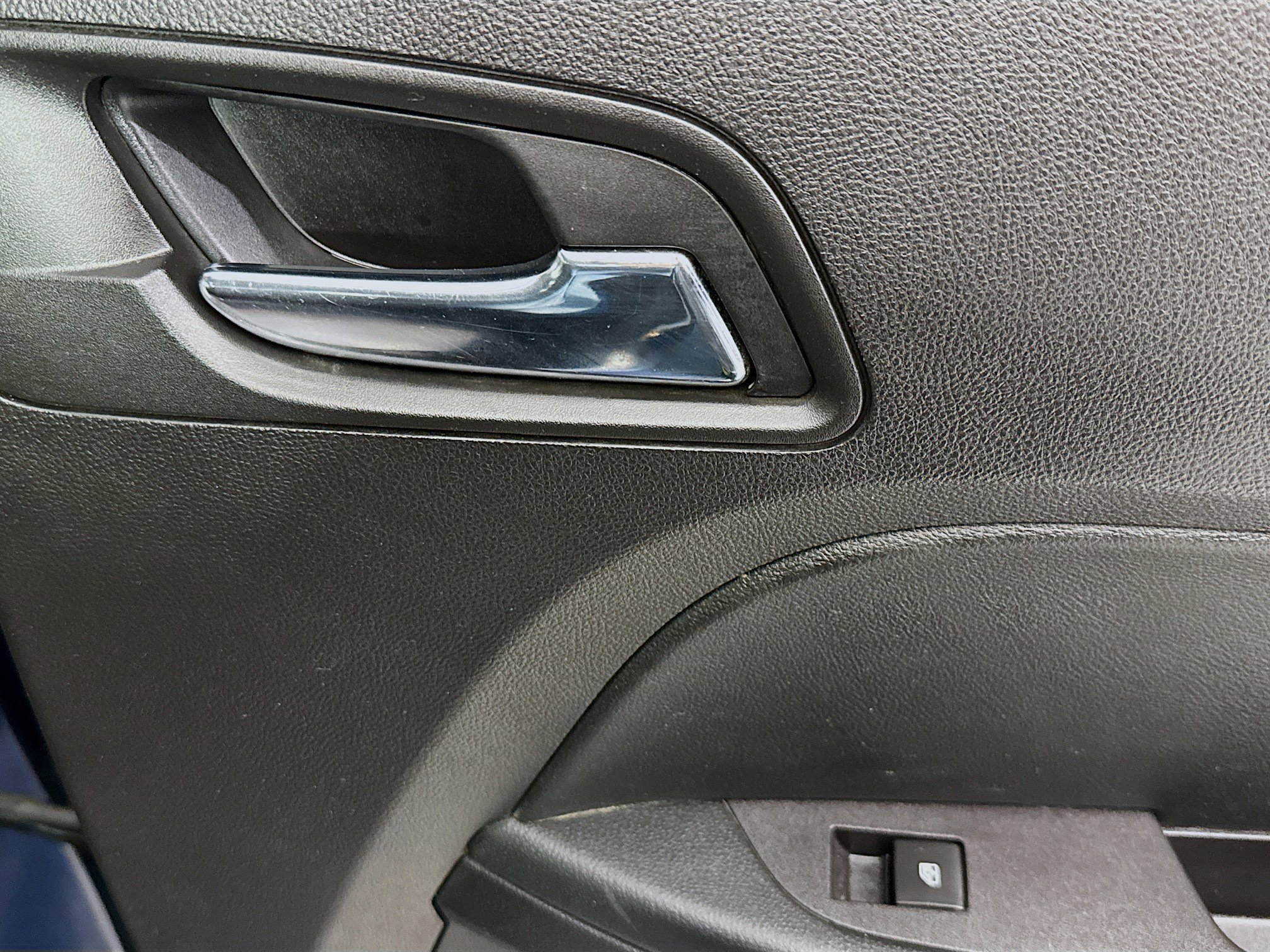 Used 2016 Chevrolet Equinox LT w/ Convenience Package image 29