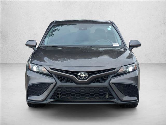 Used 2023 Toyota Camry SE FWD image 2