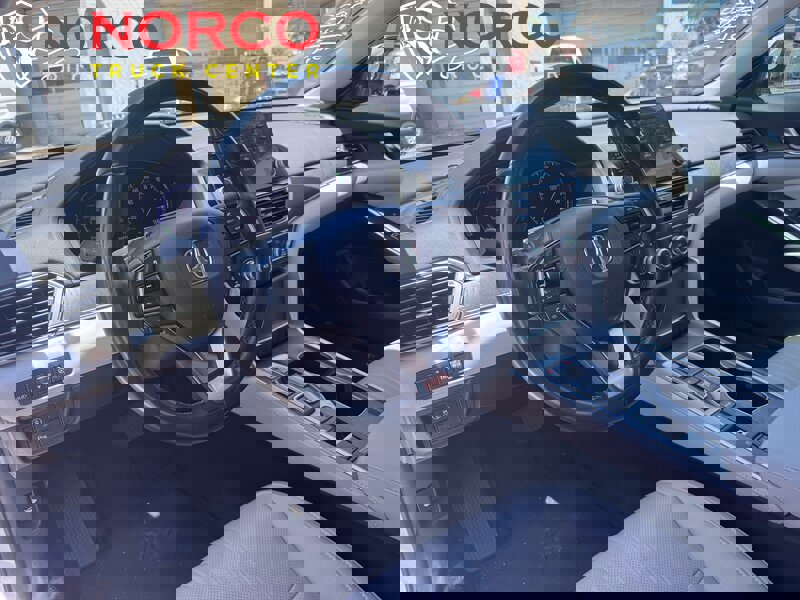 Used 2020 Honda Accord Touring image 20