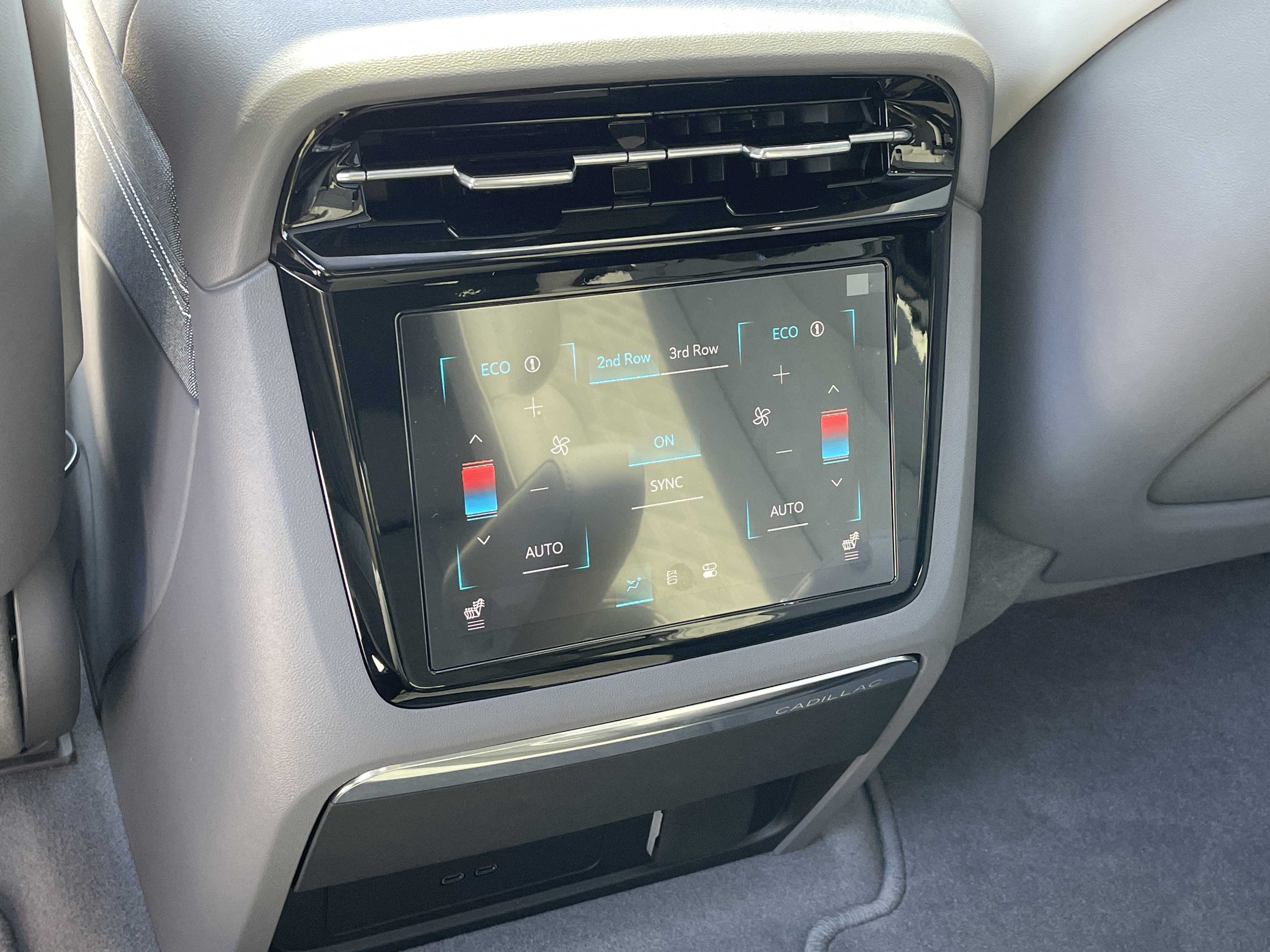 New 2026 Cadillac Escalade IQ Luxury 1 image 19