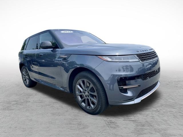 Used 2023 Land Rover Range Rover Sport SE Dynamic AWD/4WD image 3