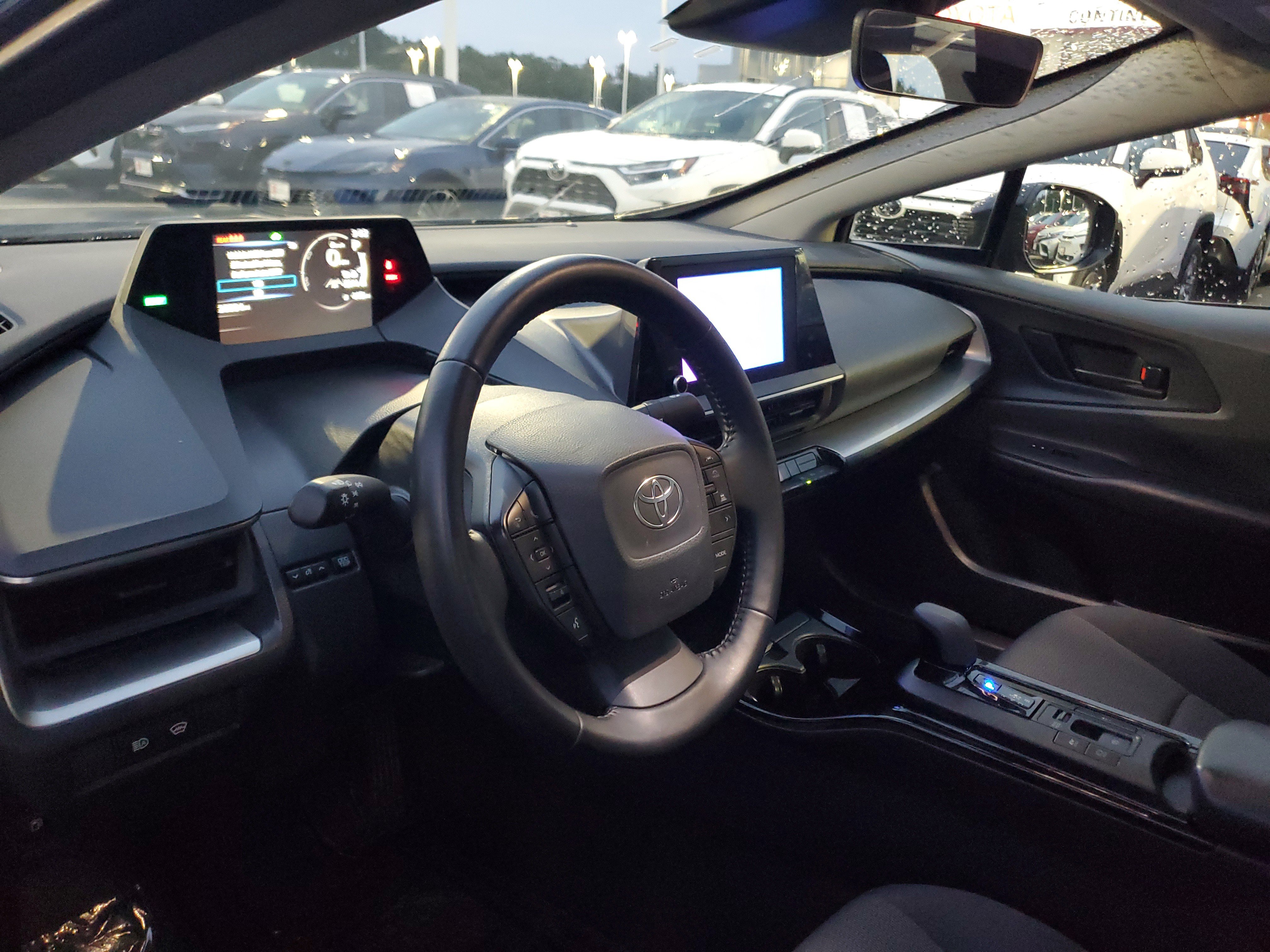 Certified 2024 Toyota Prius LE FWD image 17