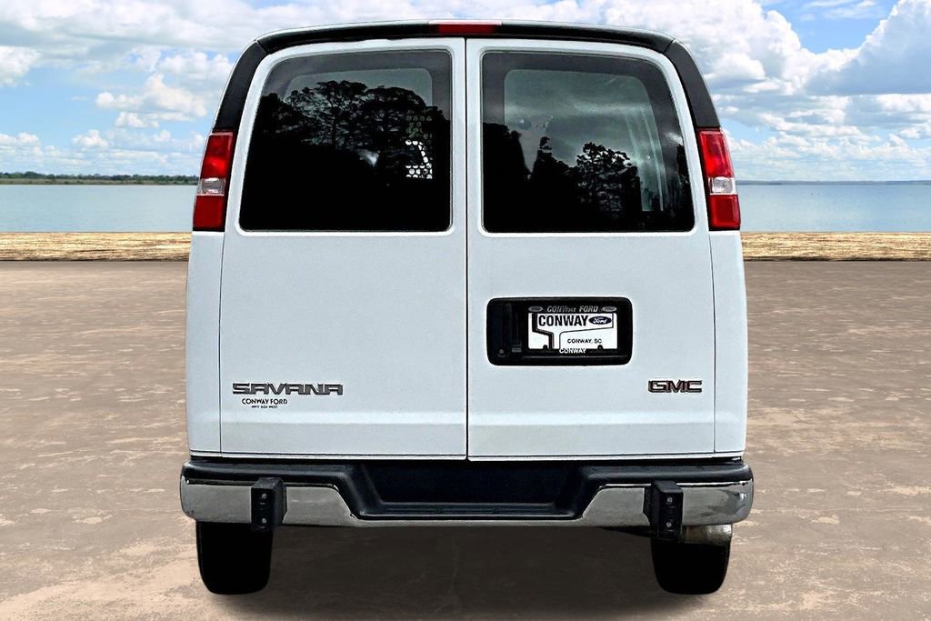 Used 2024 GMC Savana 2500 w/ Driver Convenience Package image 7