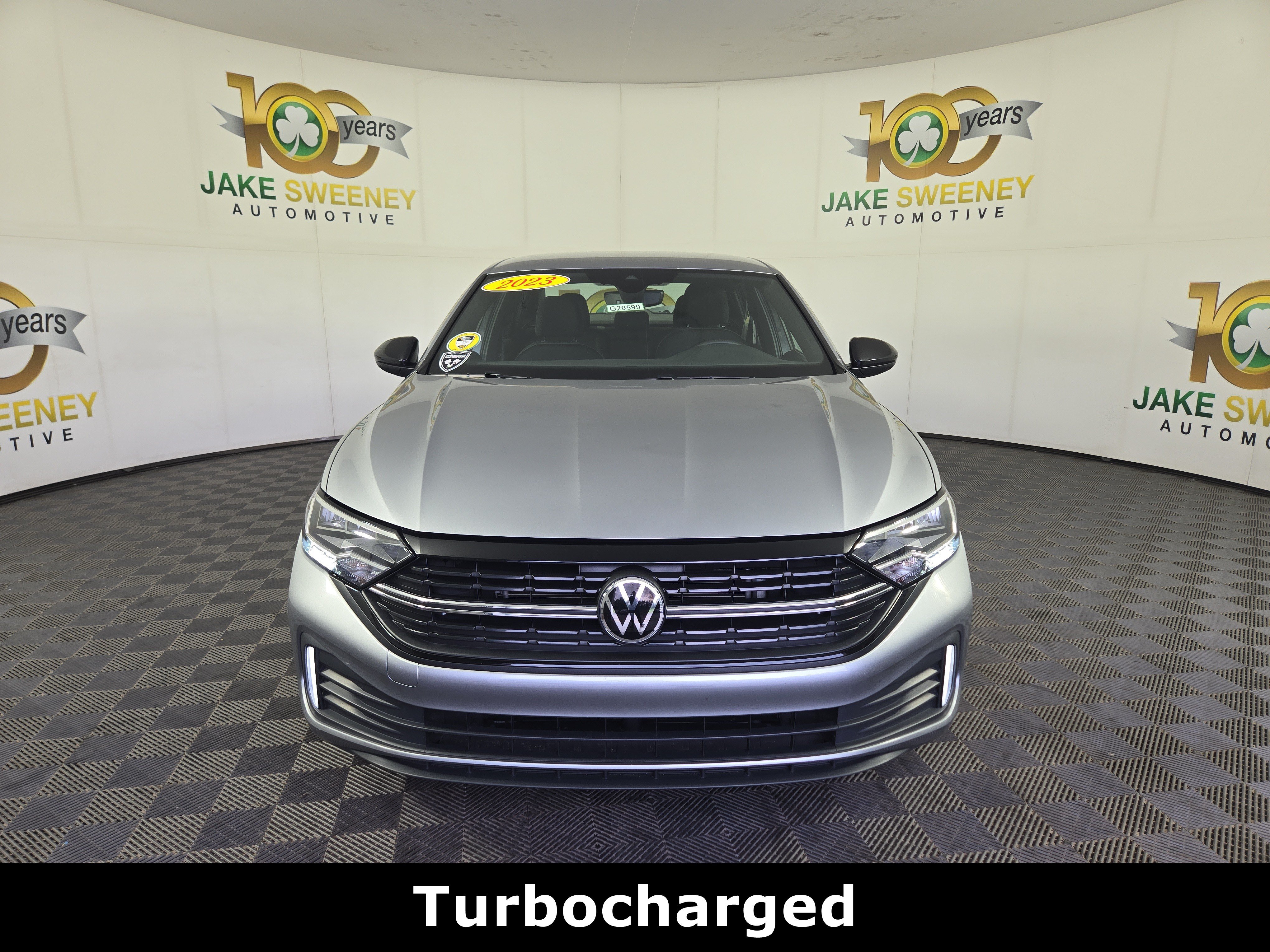 Used 2023 Volkswagen Jetta Sport FWD image 2