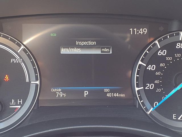Used 2020 Toyota Highlander XLE AWD/4WD image 23