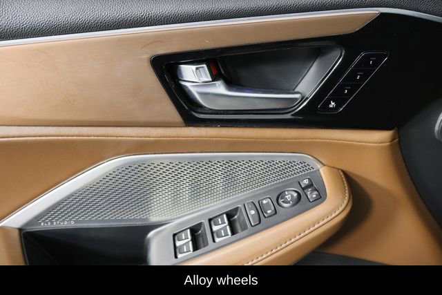 Used 2023 Acura MDX FWD w/ Technology Package image 22