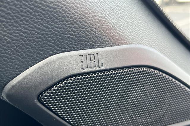 Certified 2025 Toyota Tacoma TRD Sport image 18