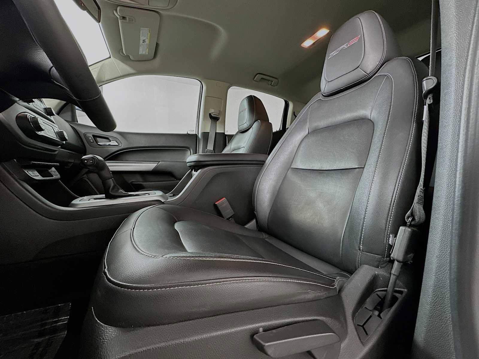 Used 2018 Chevrolet Colorado ZR2 image 18