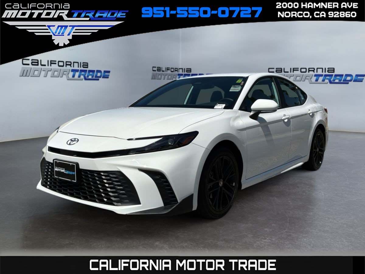 Used 2025 Toyota Camry SE