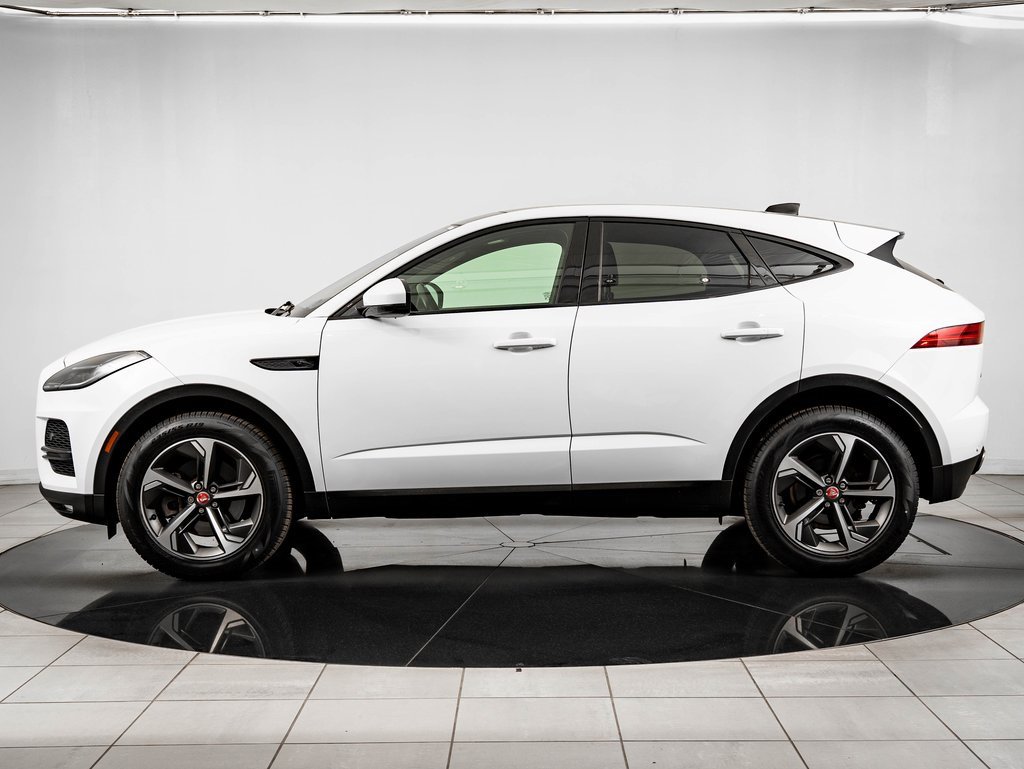 Used 2022 Jaguar E-PACE SE image 11